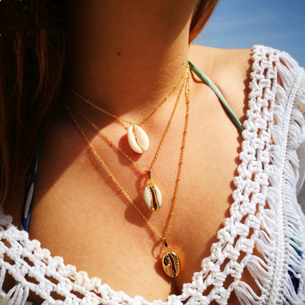 Seashell multi-layered necklace - Picture 2 of 6